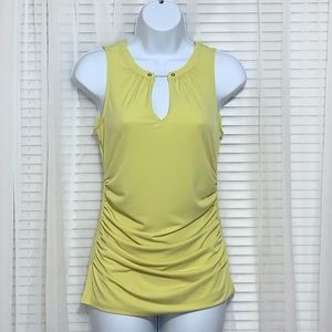 NY&C sleeveless shirt